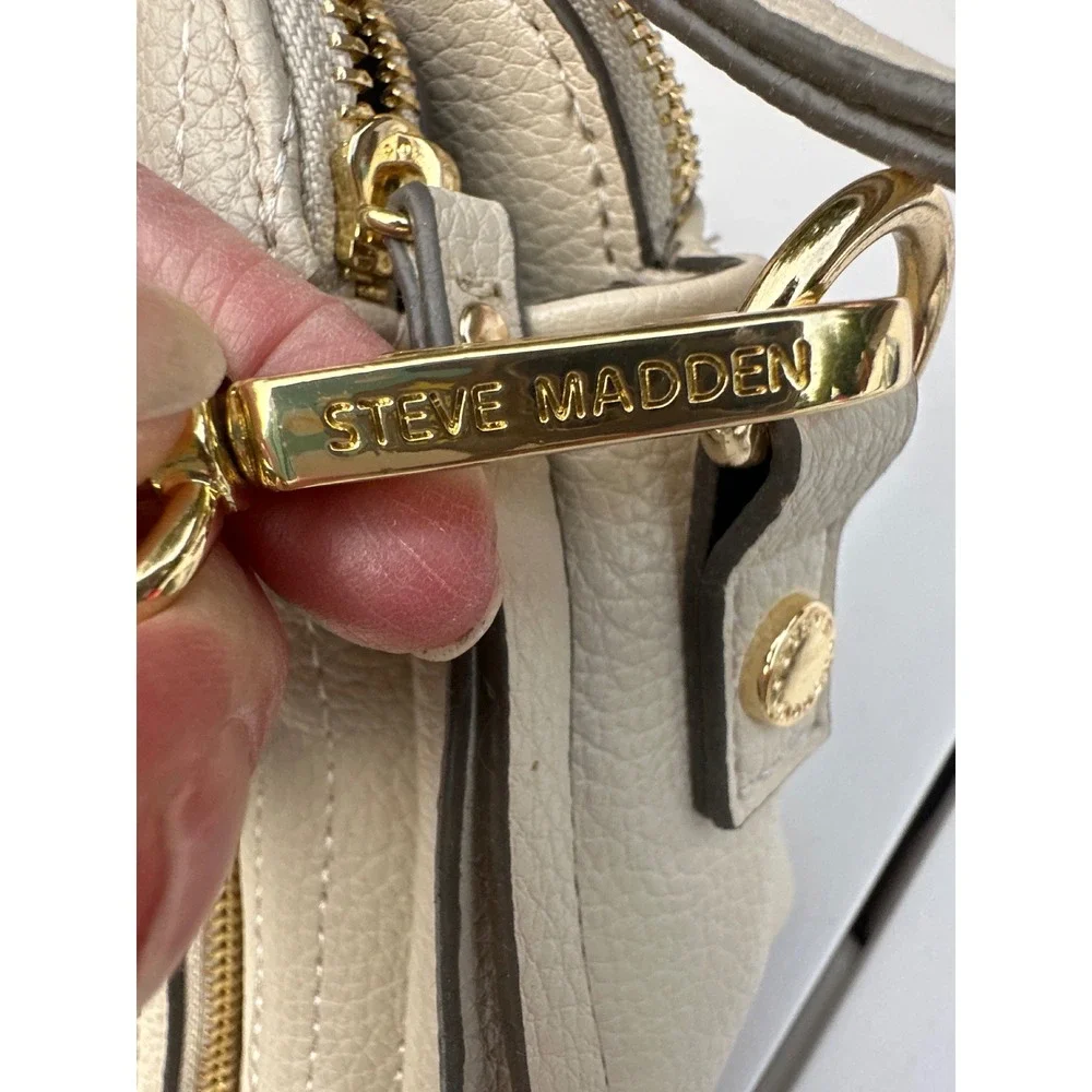 Steve Madden Cream Pebbled Satchel Crossbody Bag Gold Hardware Quilted Front